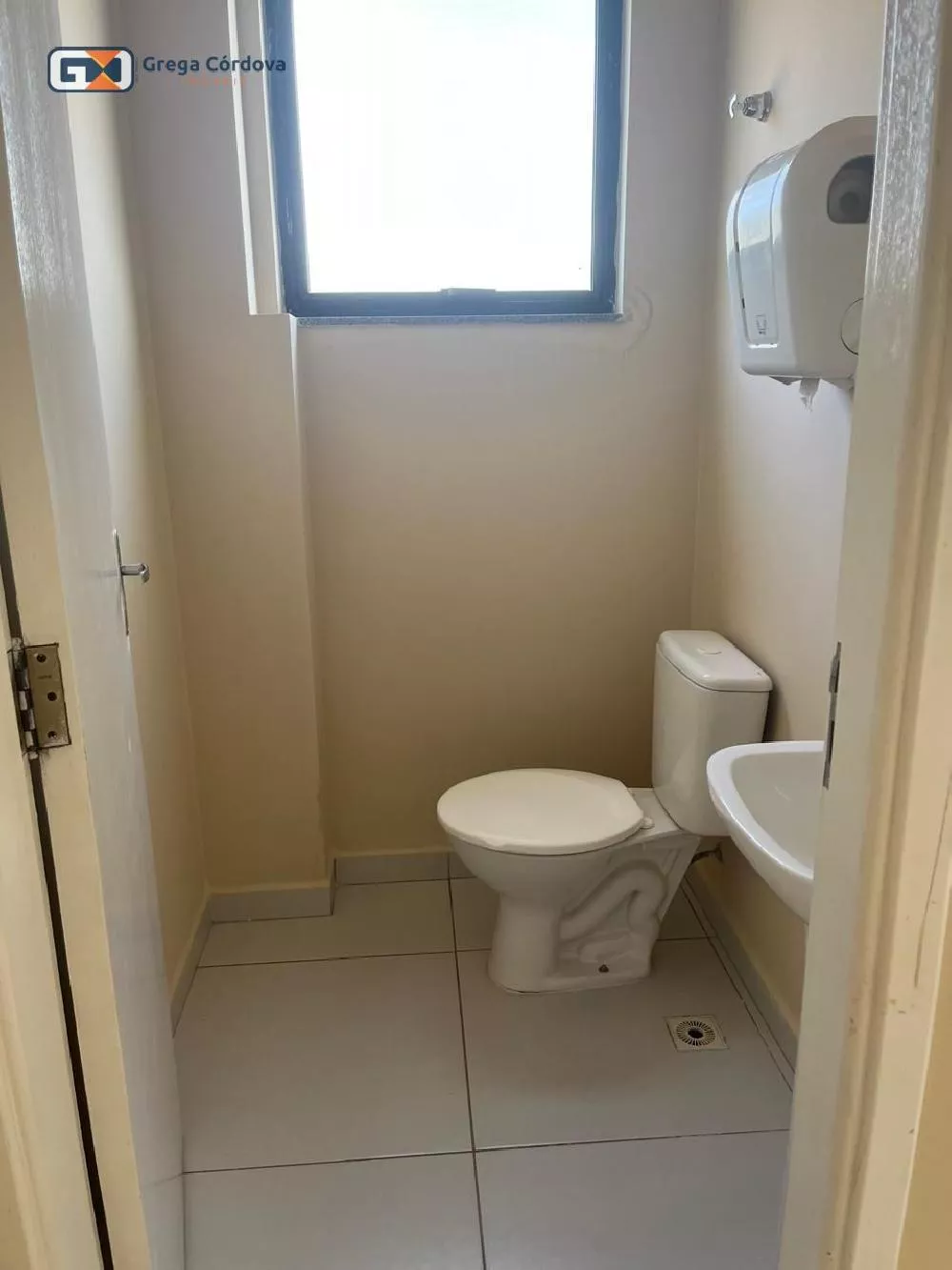 SALA COMERCIAL PARA LOCAÇÃO PROXIMO AO CENTRO