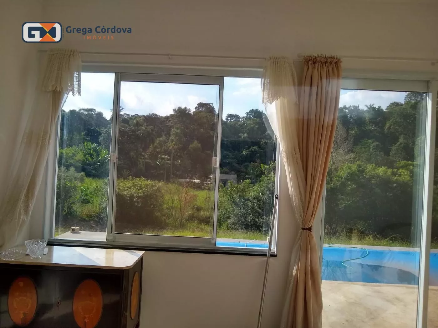 Grande characa com terreno de 5.338,12 metros, com area de lazer