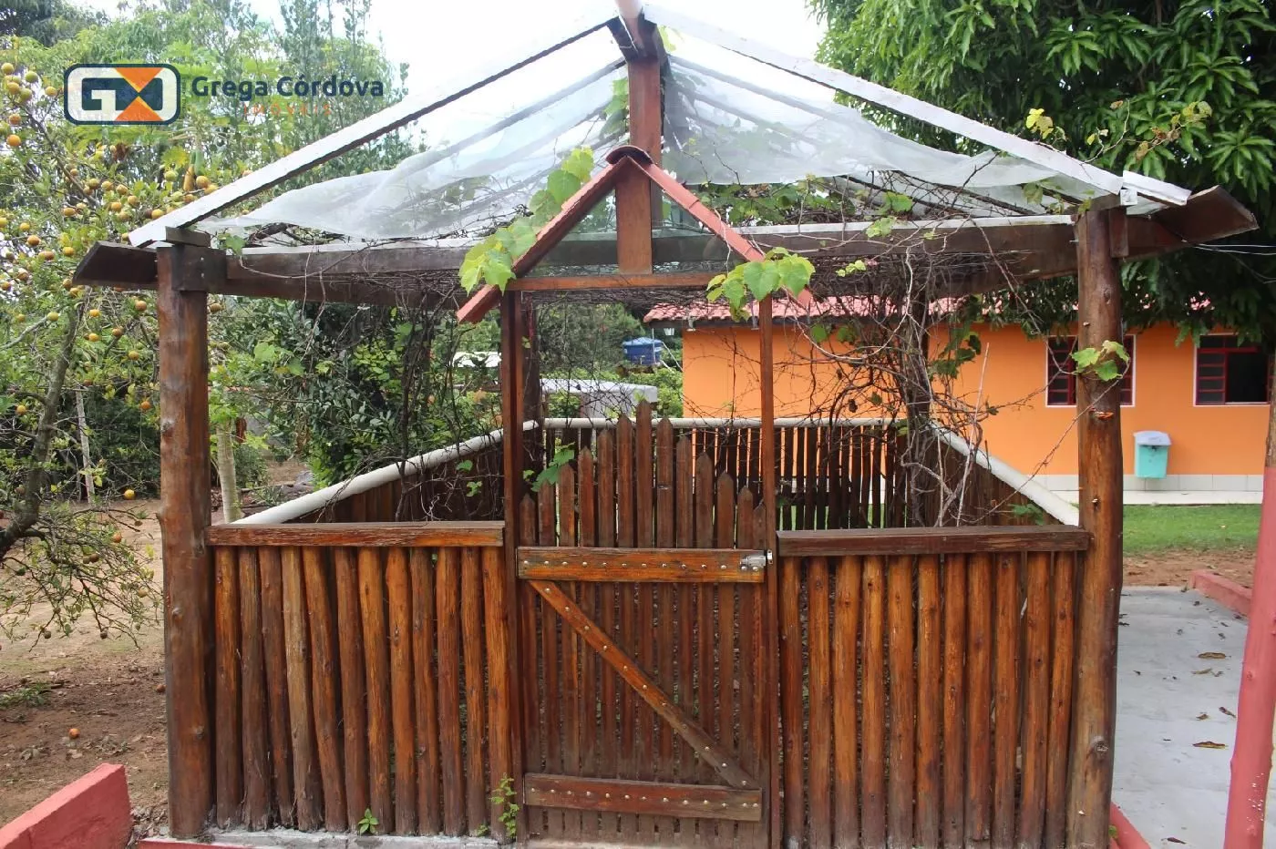 Linda chácara no jundiacanga 500 metros de terreno com piscina e área gourmet