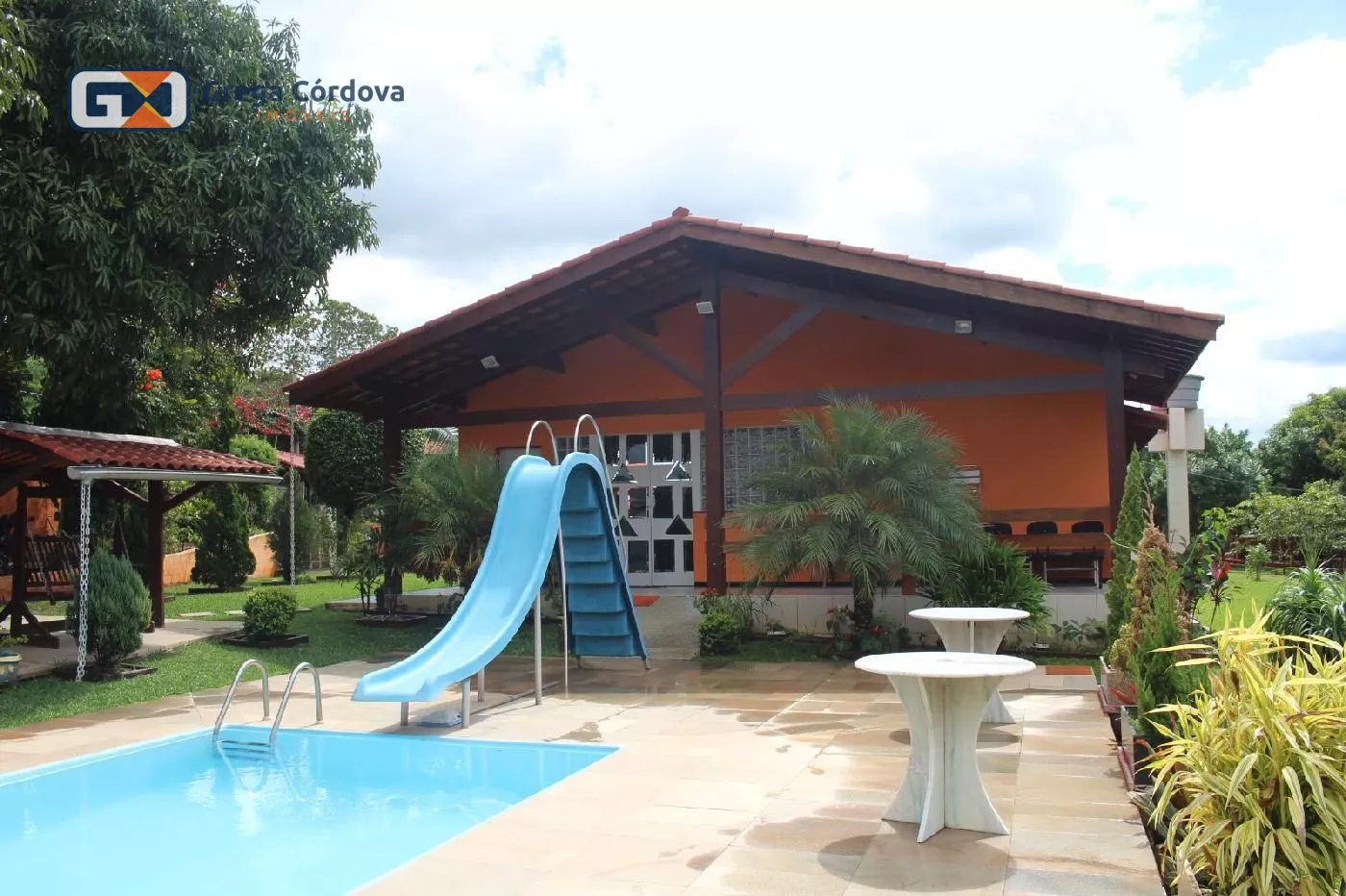 Linda chácara no jundiacanga 500 metros de terreno com piscina e área gourmet