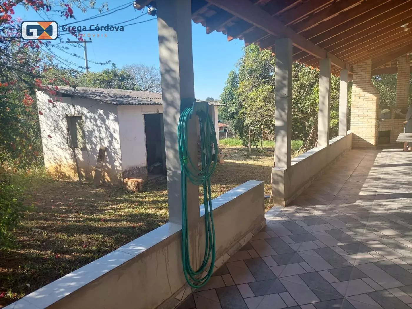 chacara com casa de 2 andares jundicanga