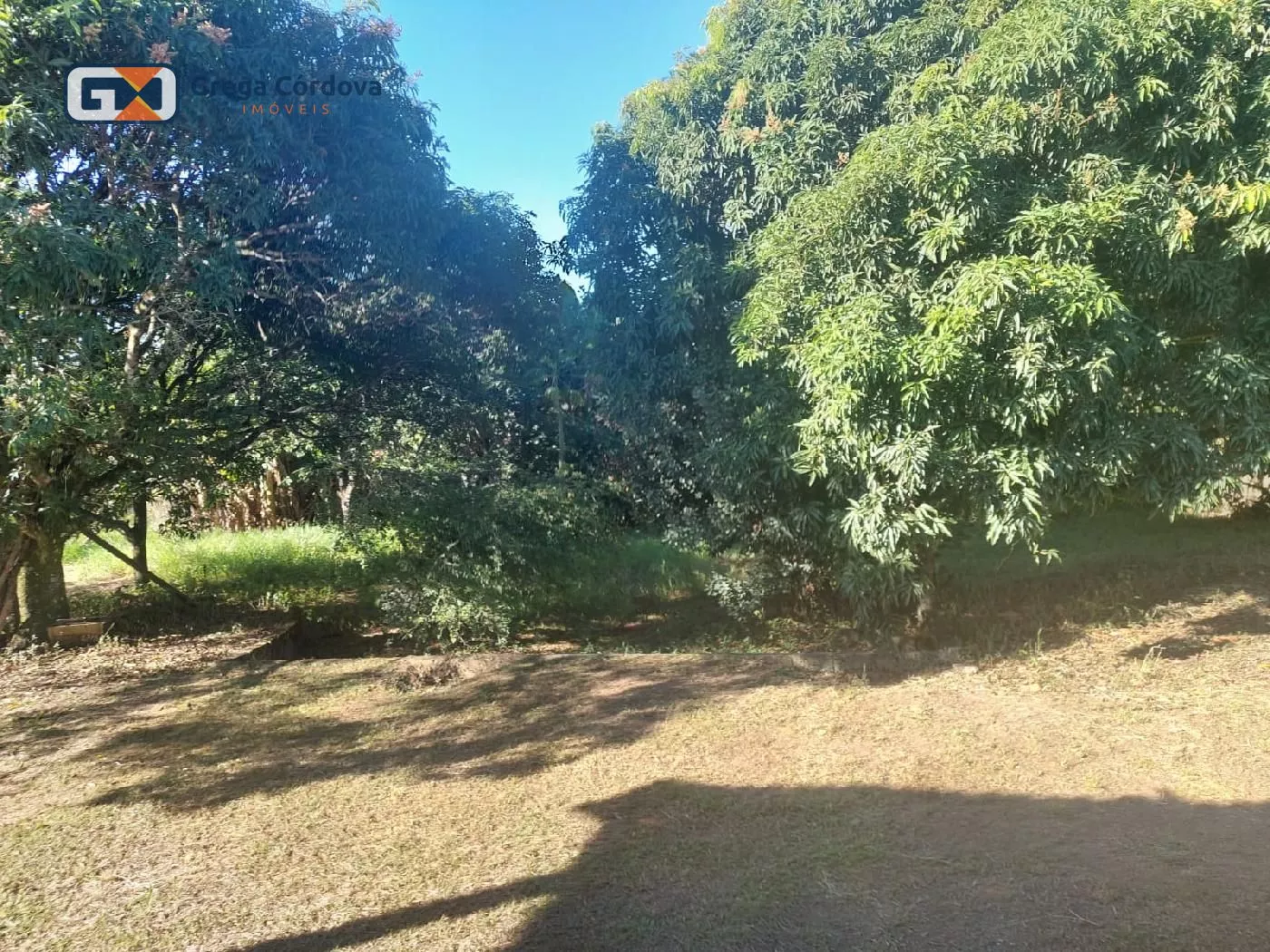 chacara com casa de 2 andares jundicanga