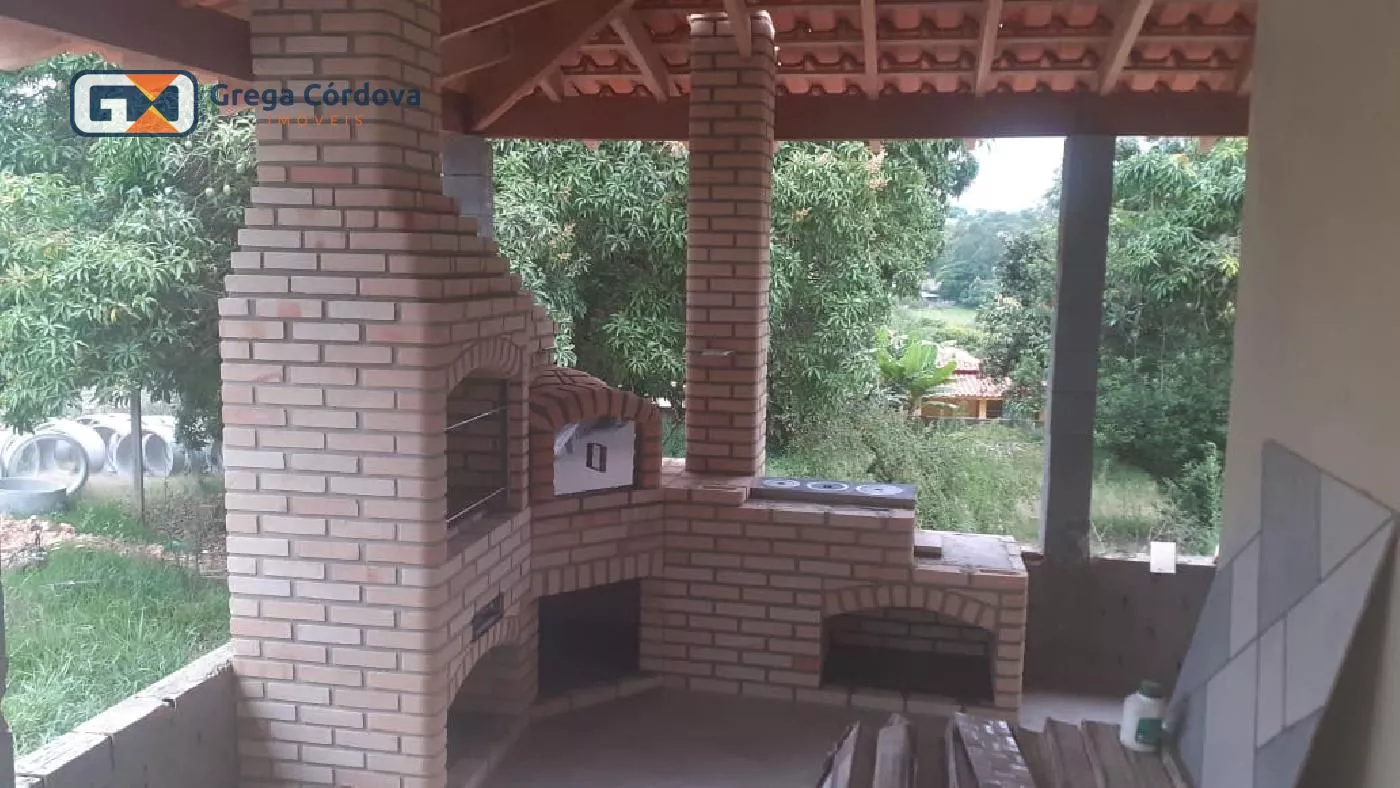 chacara com casa de 2 andares jundicanga