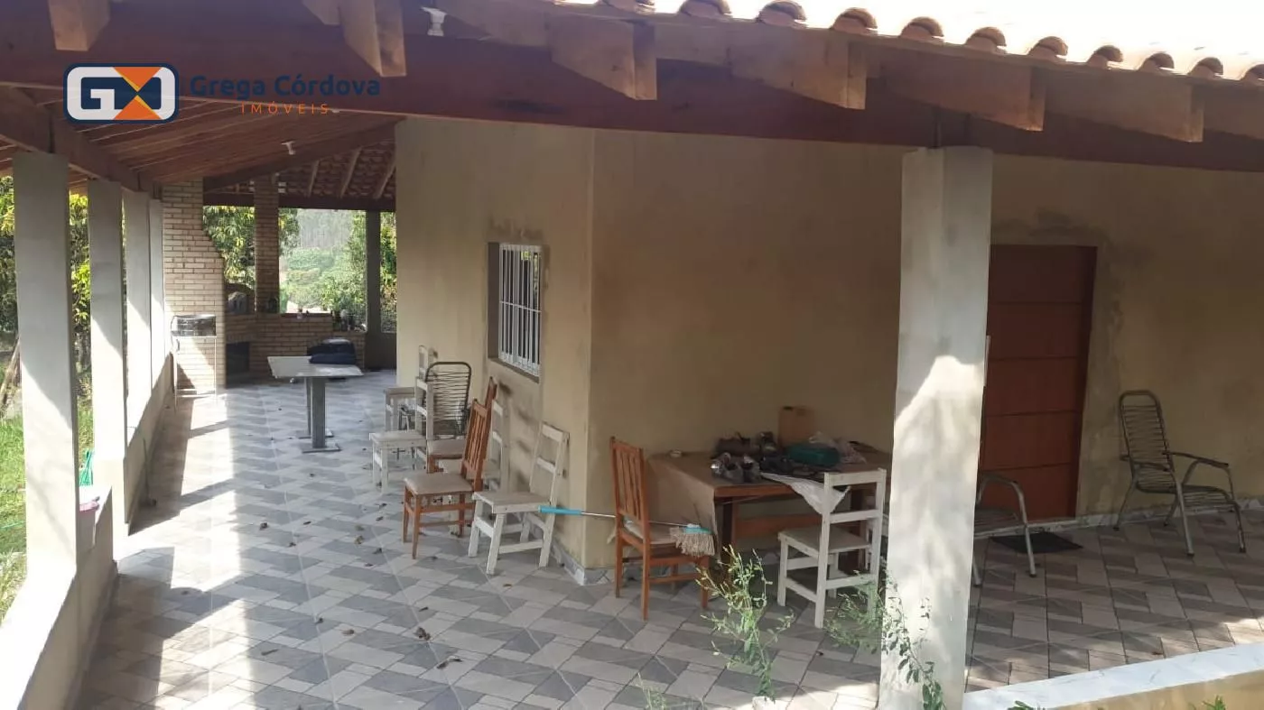 chacara com casa de 2 andares jundicanga