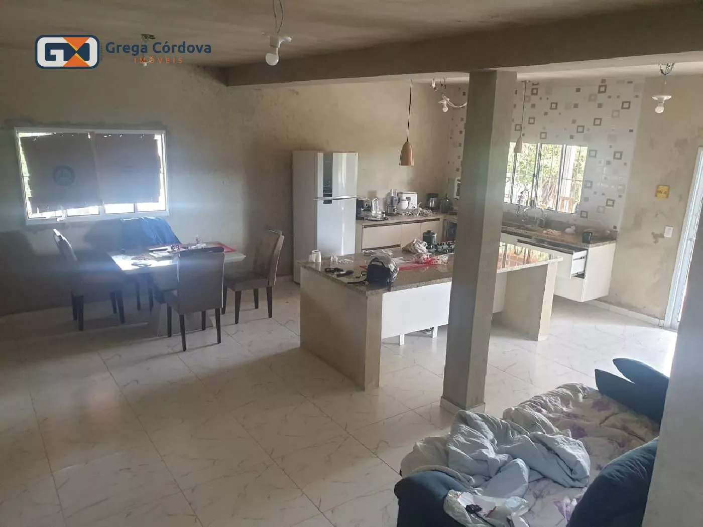 chacara com casa de 2 andares jundicanga