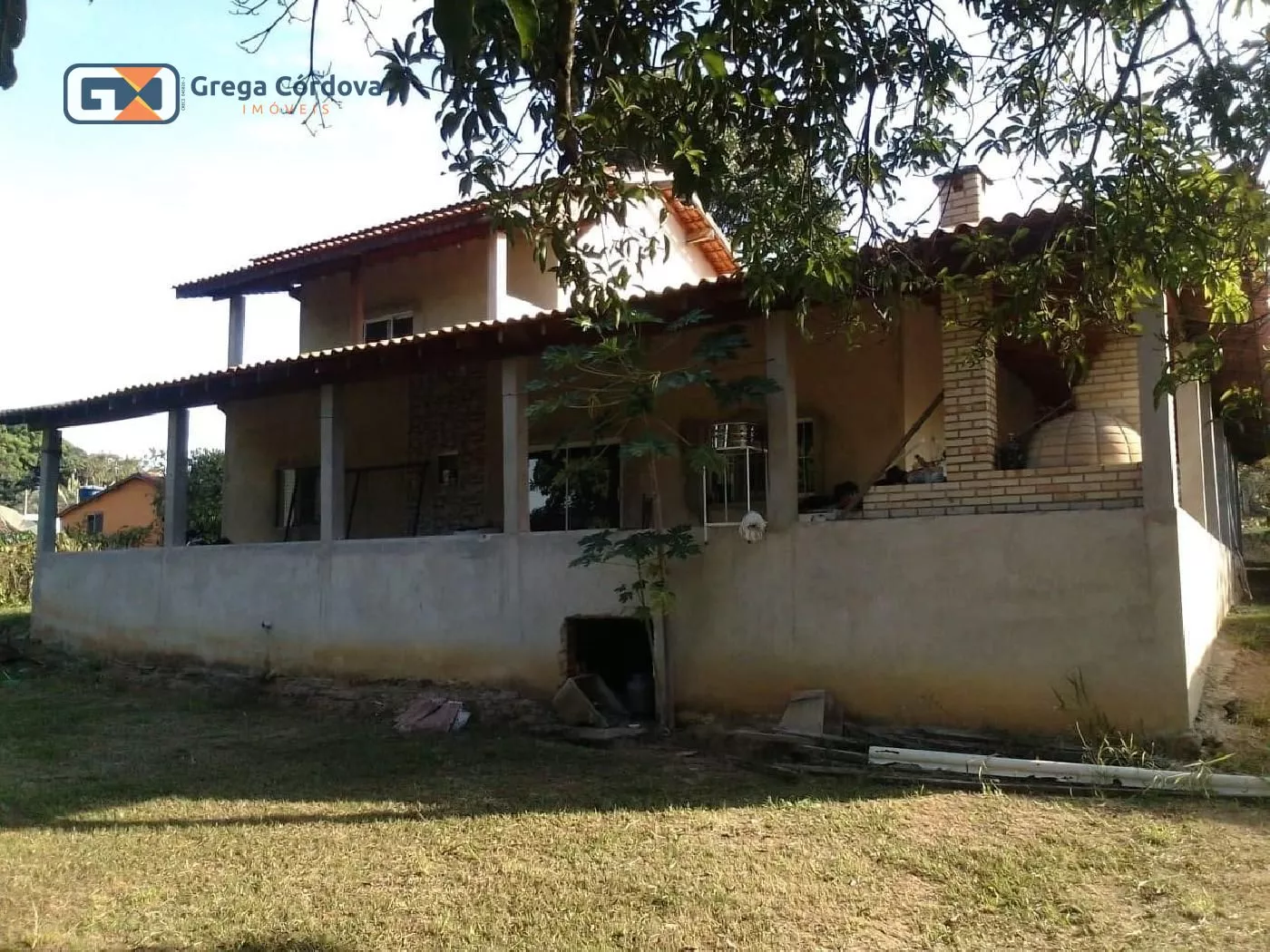 chacara com casa de 2 andares jundicanga