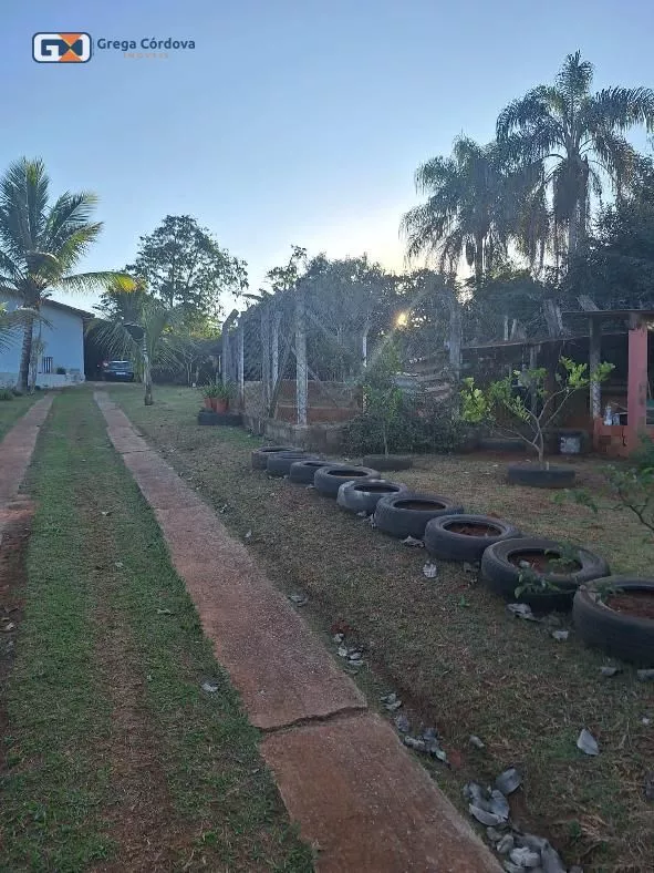 Propriedade com duas residencias bairro Colegio