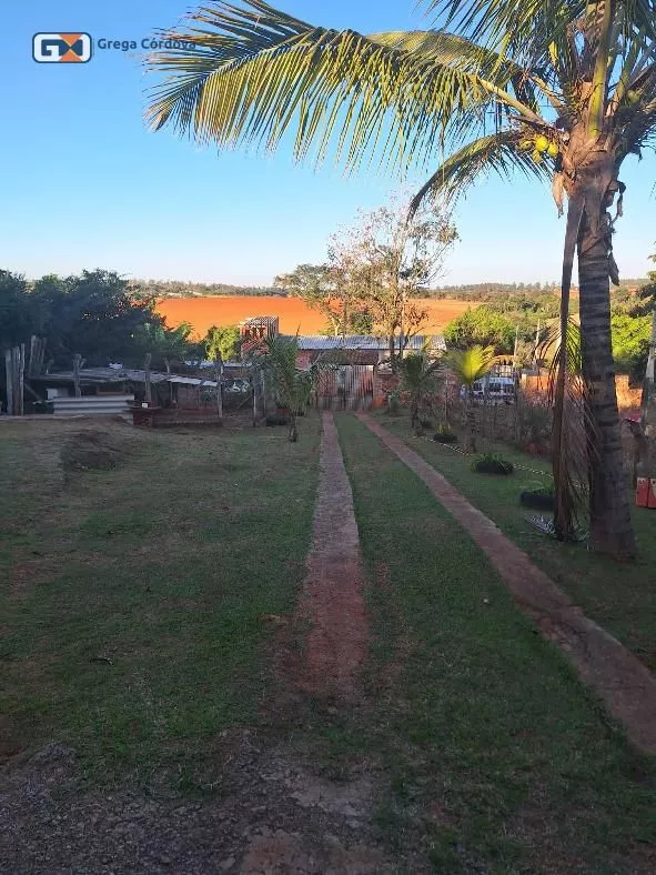 Propriedade com duas residencias bairro Colegio