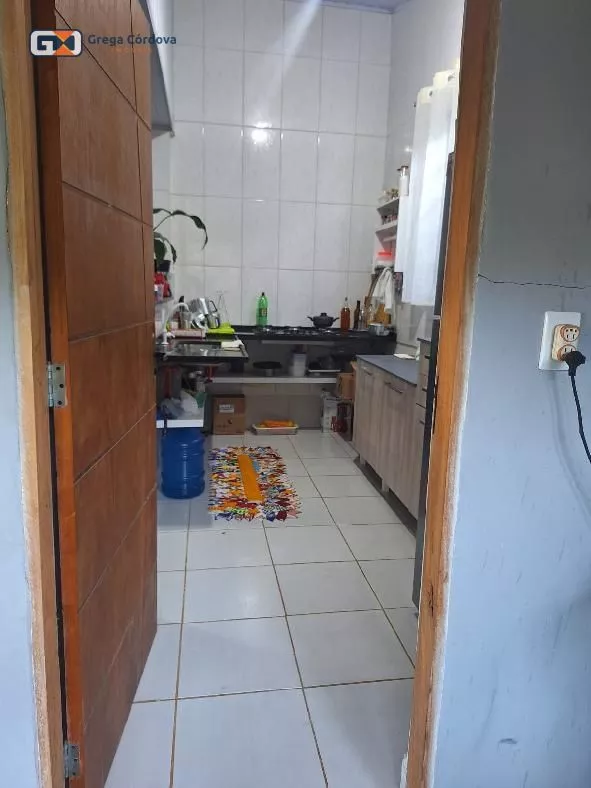 Propriedade com duas residencias bairro Colegio