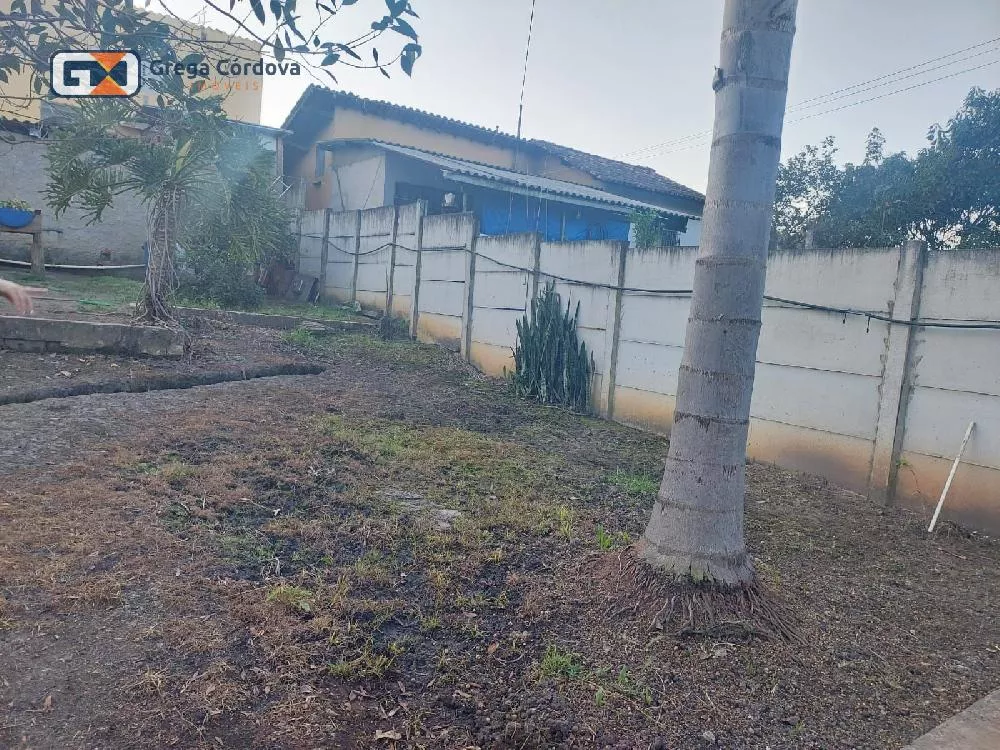 casa com sacada Jd. Salete