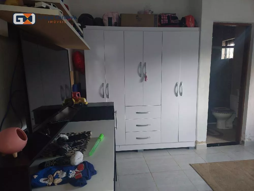 casa com sacada Jd. Salete