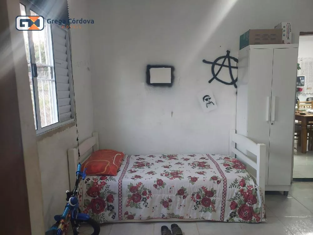 casa com sacada Jd. Salete
