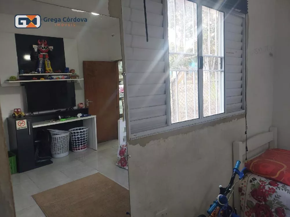 casa com sacada Jd. Salete