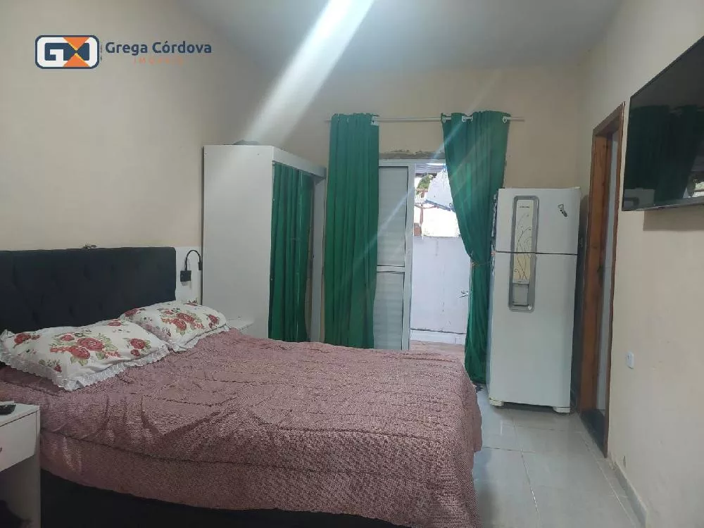 casa com sacada Jd. Salete