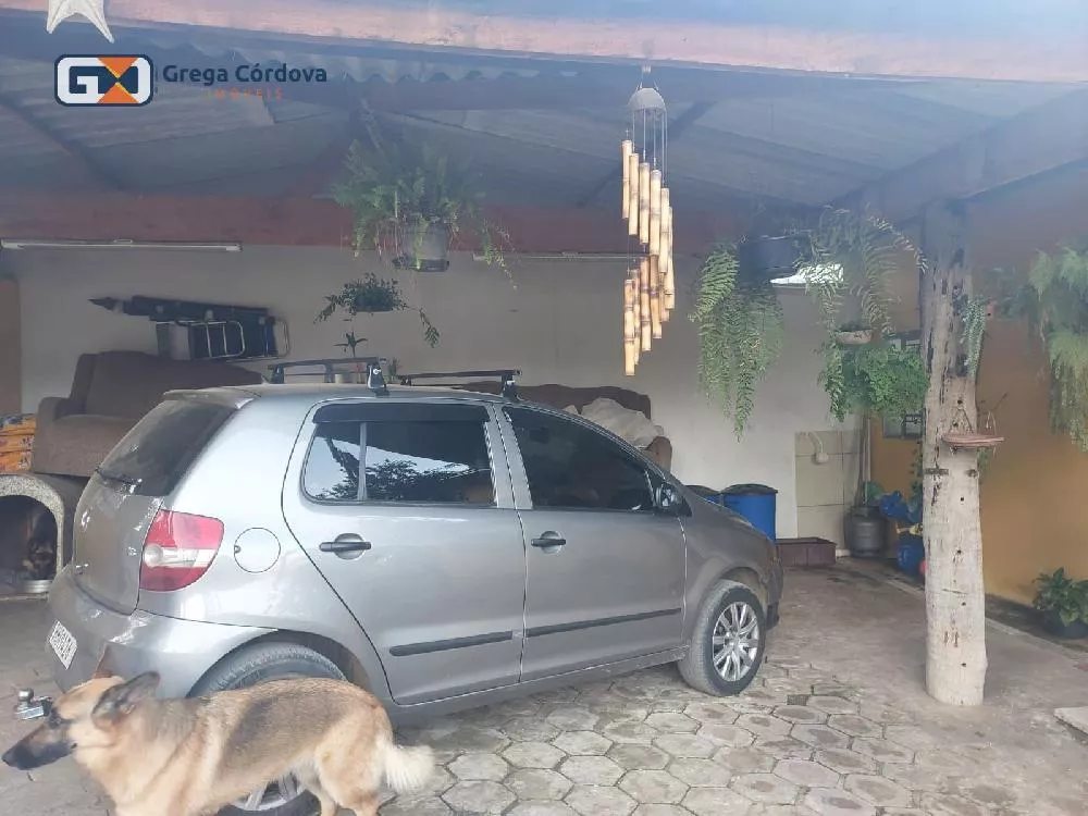 casa com sacada Jd. Salete