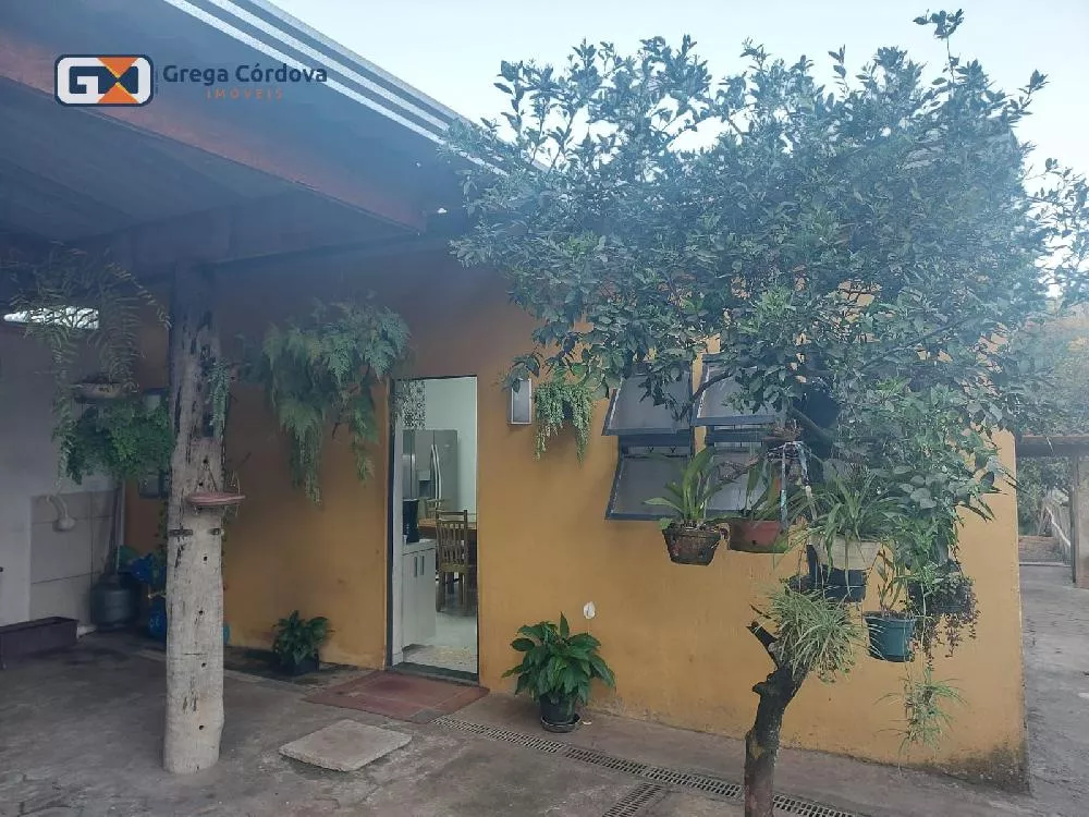 Casa com Sacada Jd. Salete